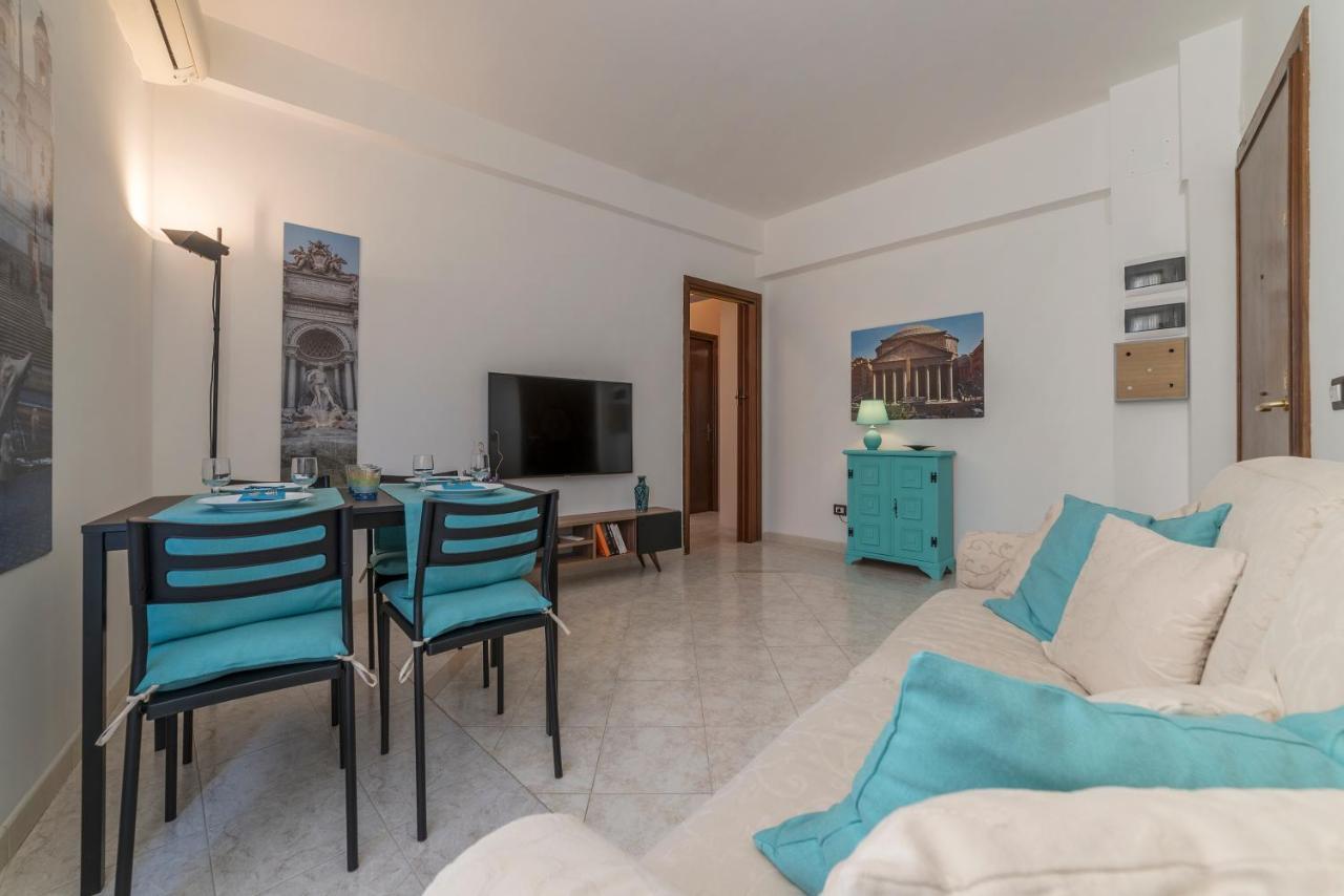 San Giovanni Apartment With Balcony Rome Bagian luar foto