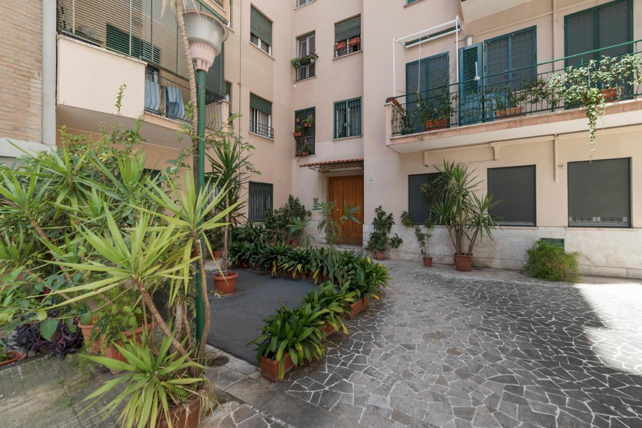 San Giovanni Apartment With Balcony Rome Bagian luar foto
